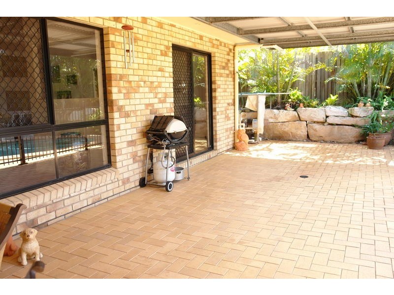 15 Glenwood Place, Moggill QLD 4070